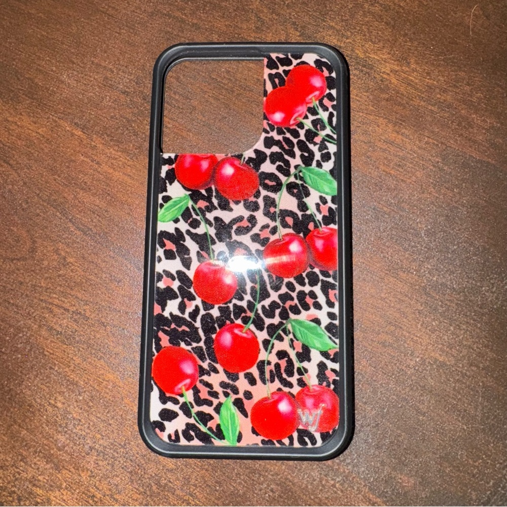 Ming Lee Wildflower Case (iPhone 15 Pro Max)